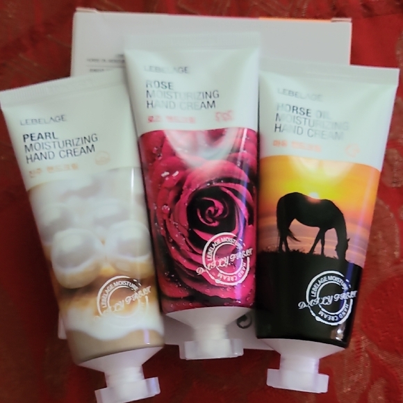 Lebelage Moisturizing Hand Cream 3 Set - Picture 7 of 8